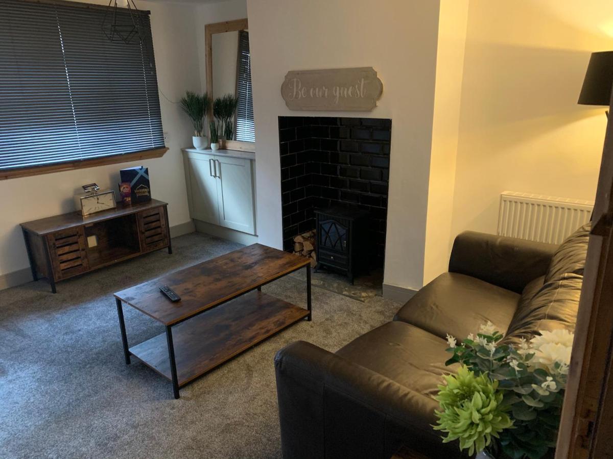 Cosy Cottage In Redcar - Workstays Uk Wilton  외부 사진