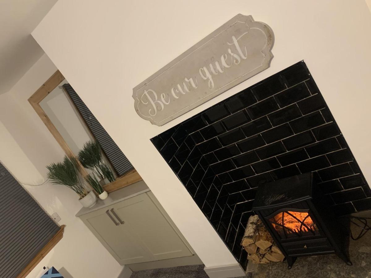 Cosy Cottage In Redcar - Workstays Uk Wilton  외부 사진