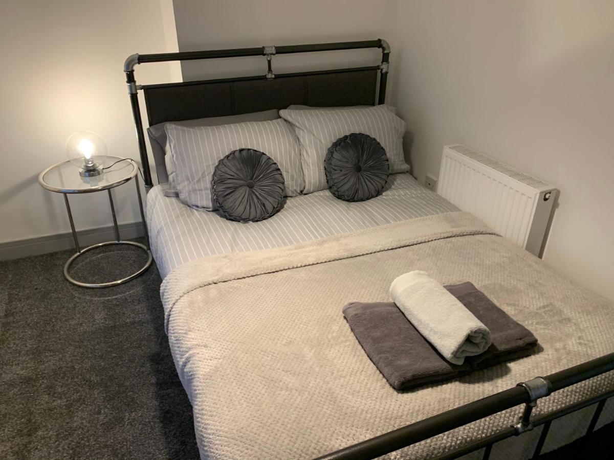 Cosy Cottage In Redcar - Workstays Uk Wilton  외부 사진