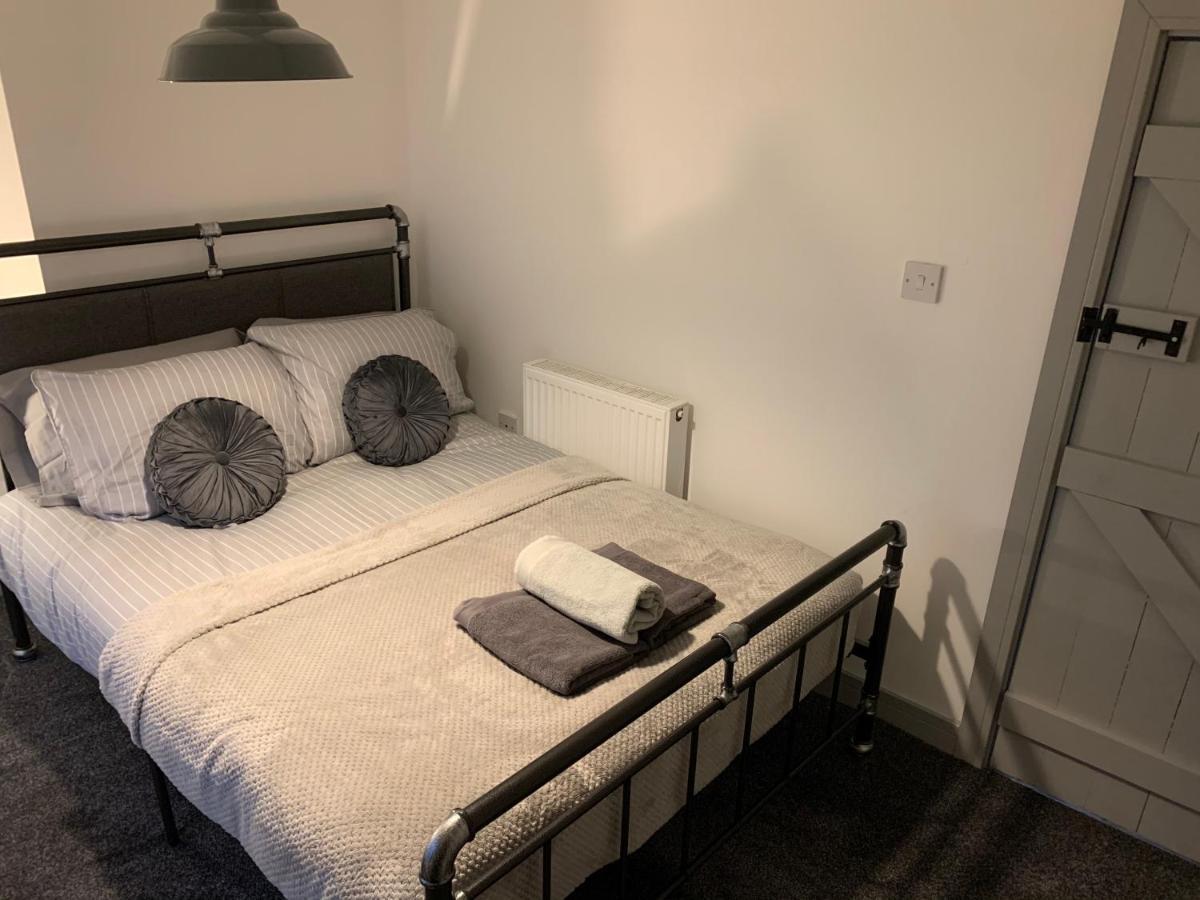 Cosy Cottage In Redcar - Workstays Uk Wilton  외부 사진